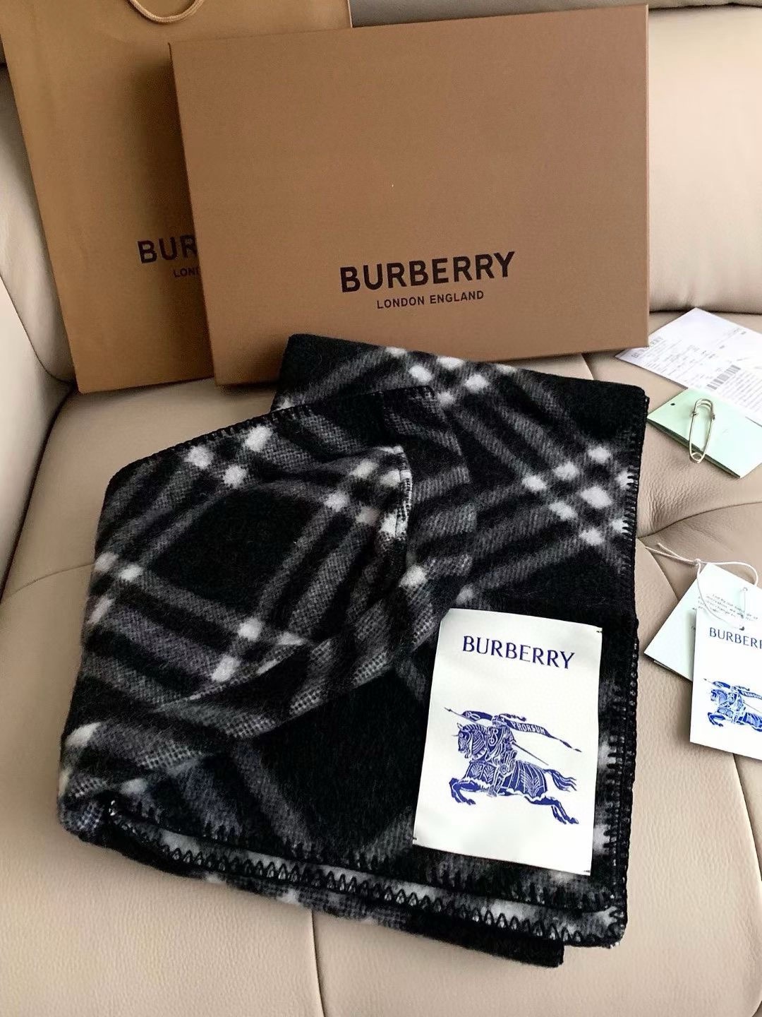 Burberry scarf