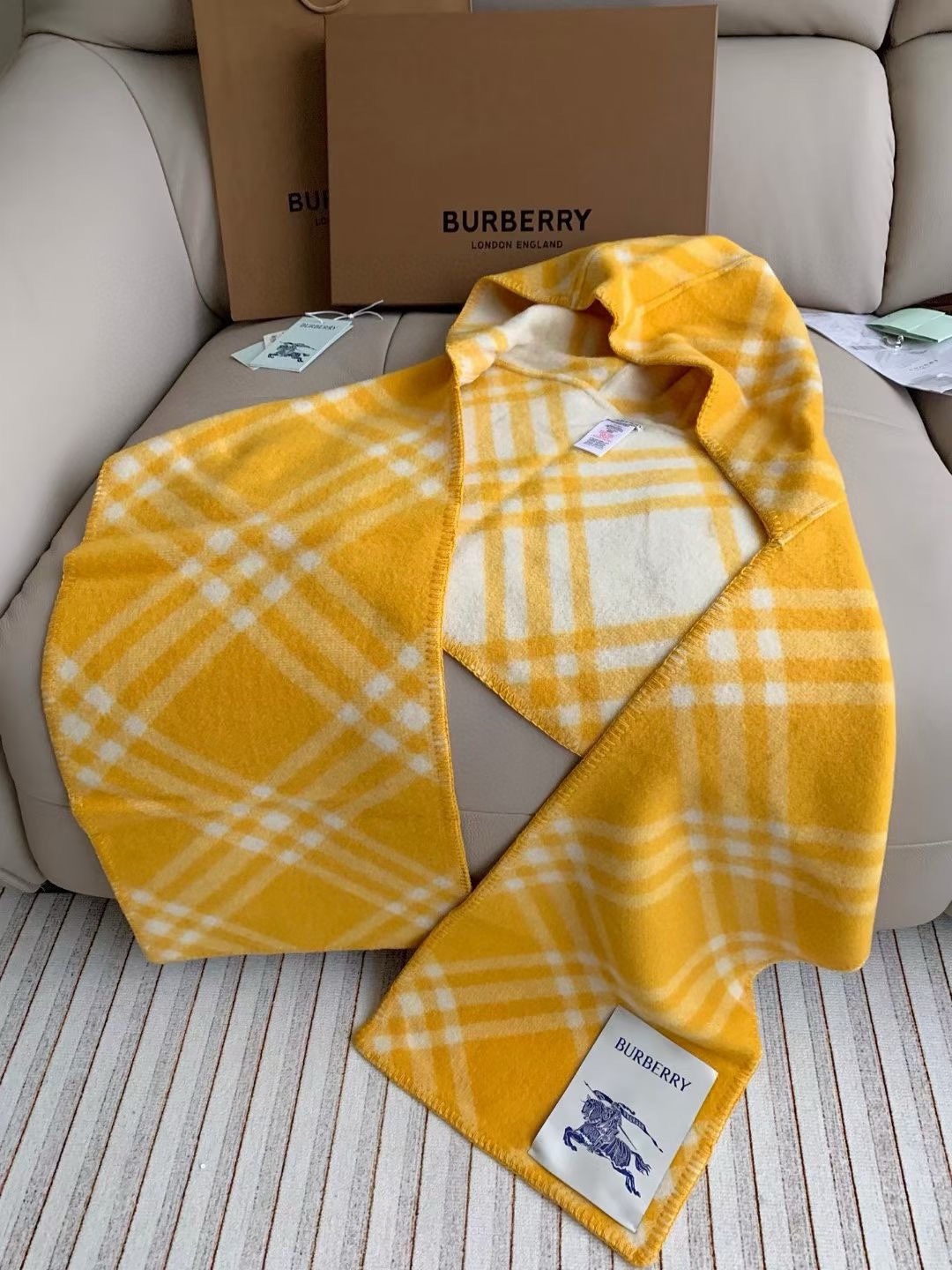 Burberry scarf