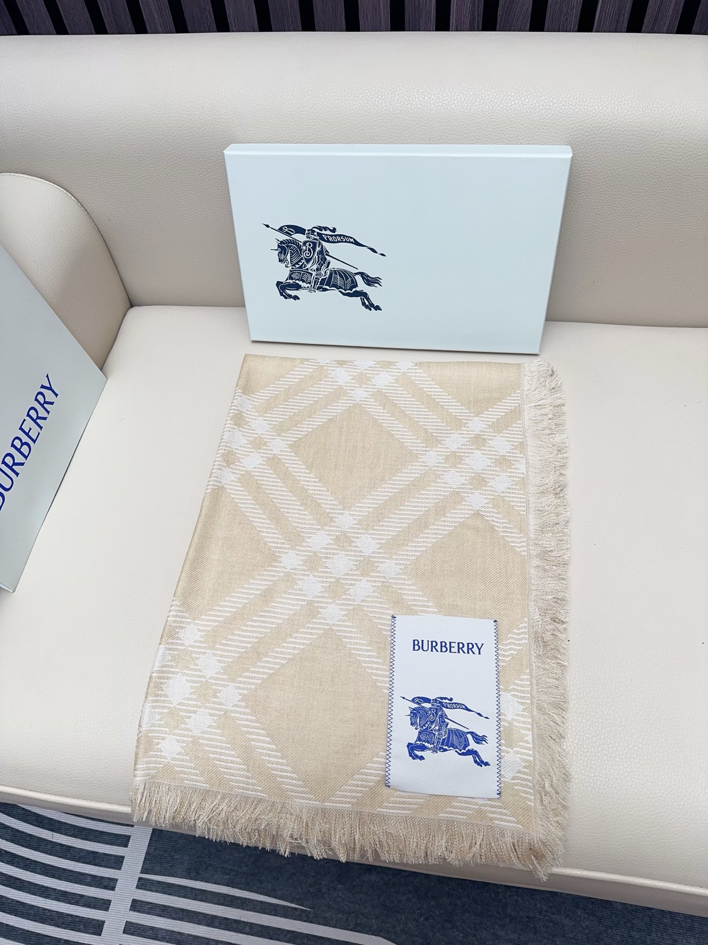 Burberry scarf