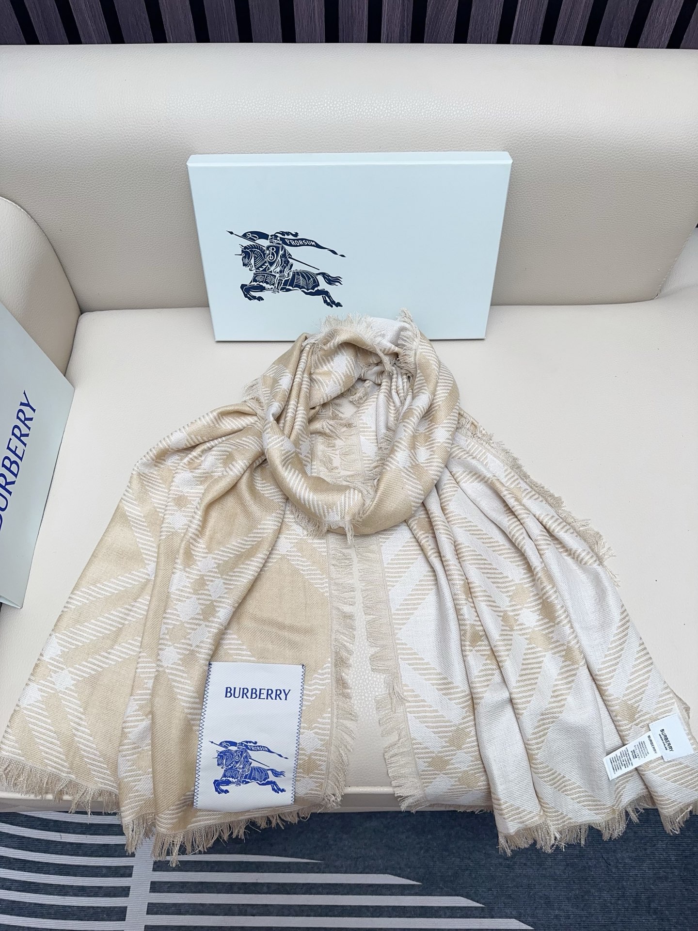 Burberry scarf