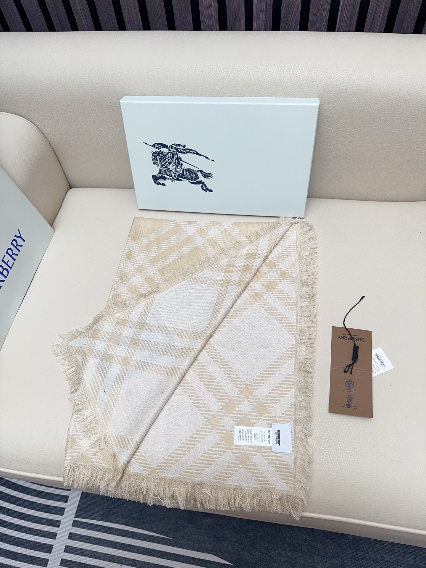Burberry scarf