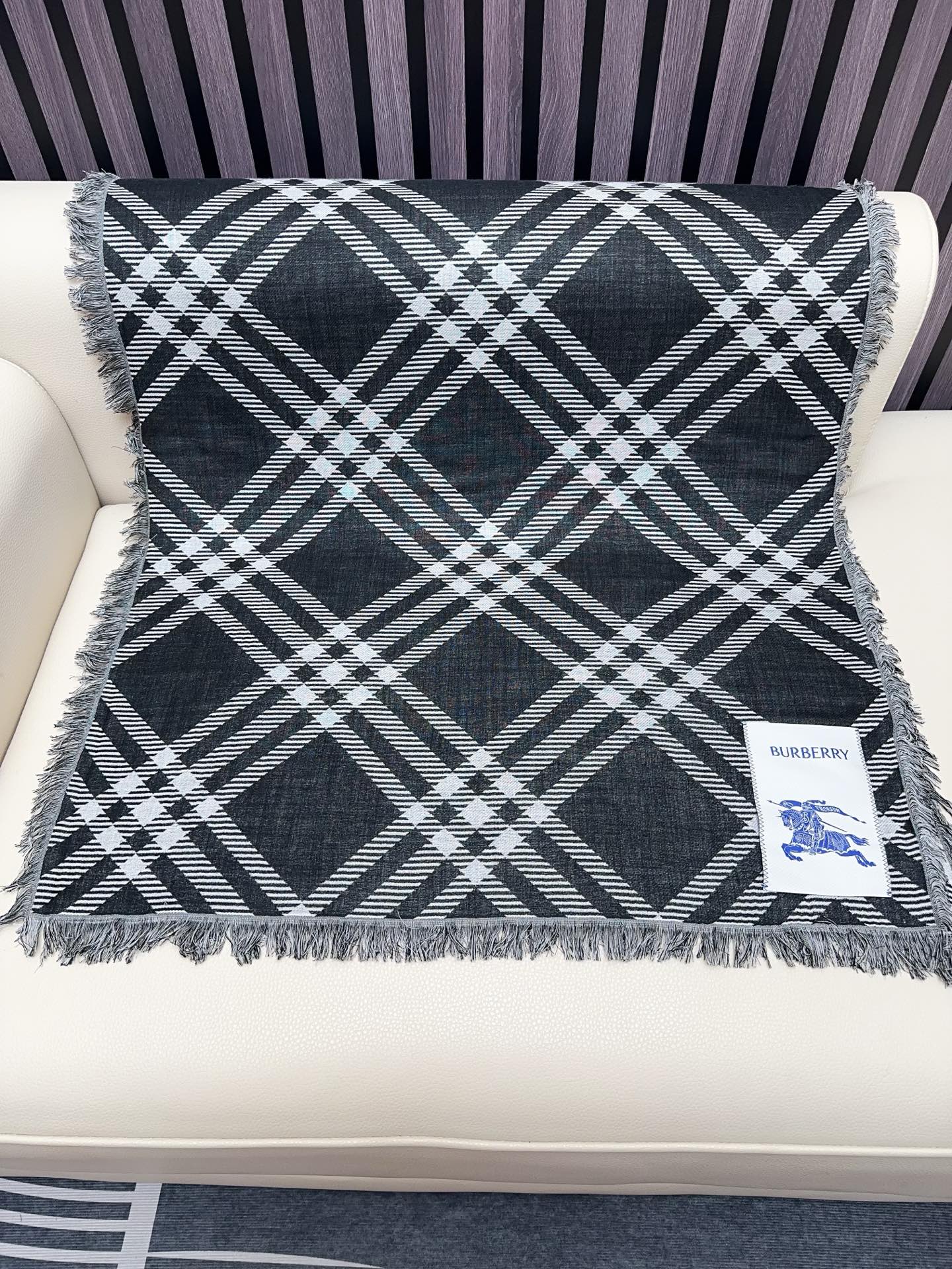 Burberry scarf