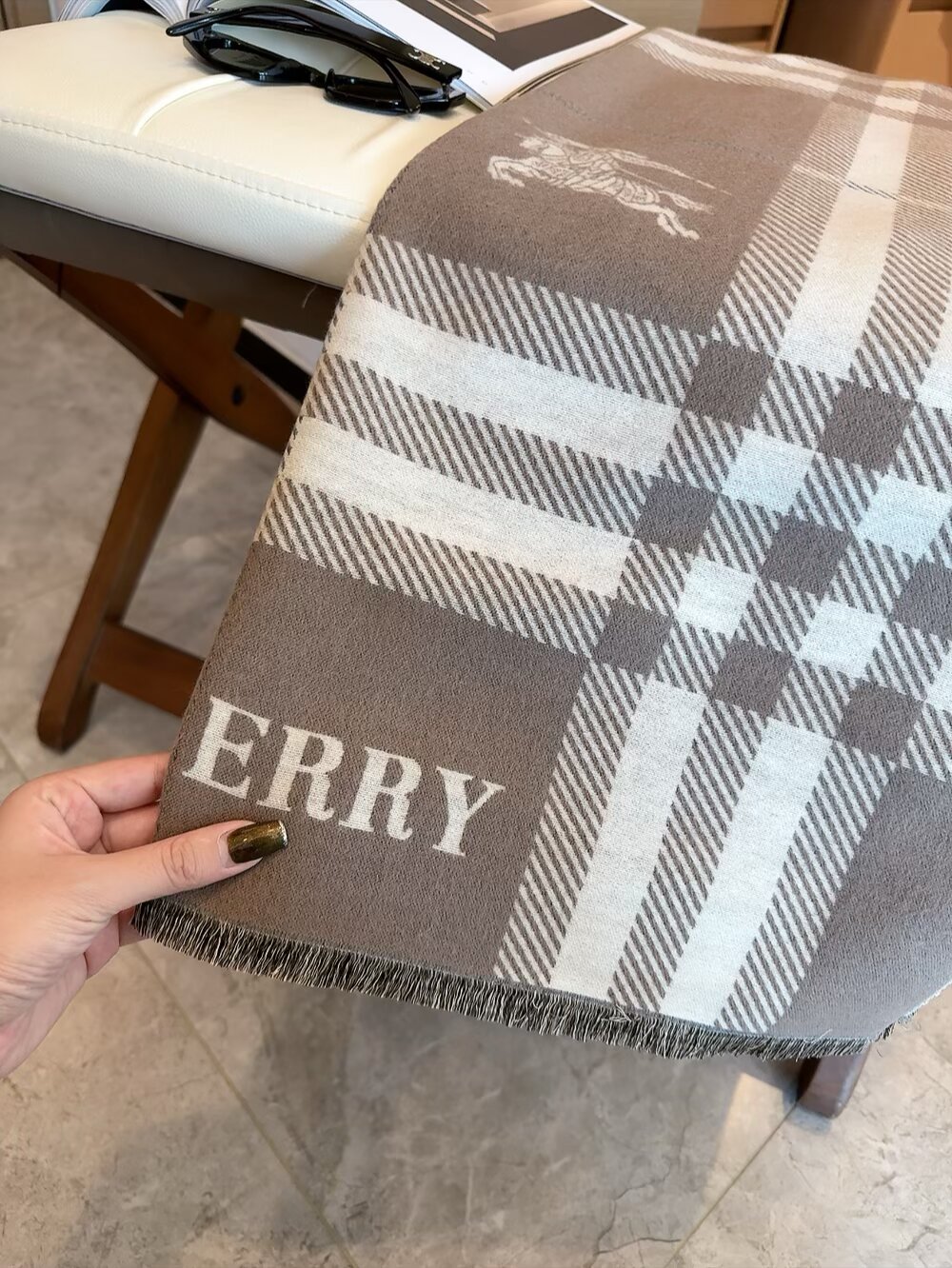 Burberry scarf