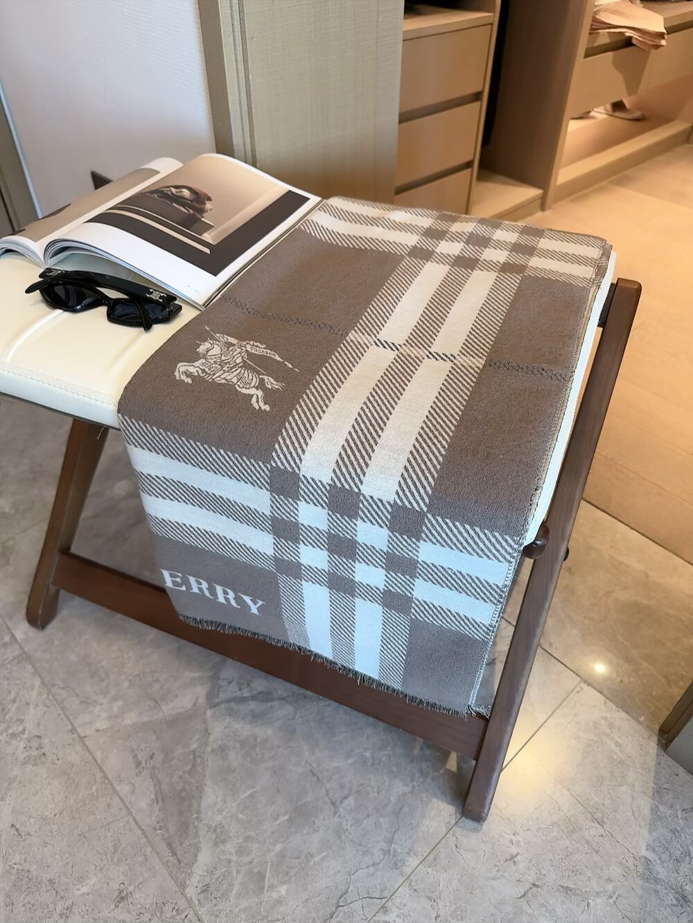 Burberry scarf
