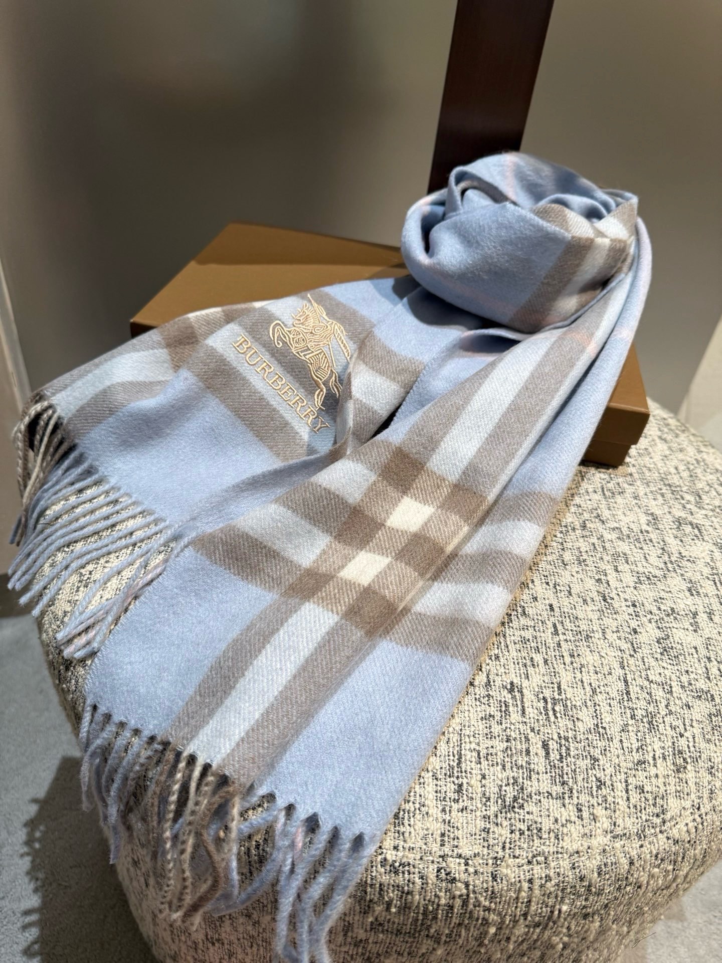 Burberry scarf