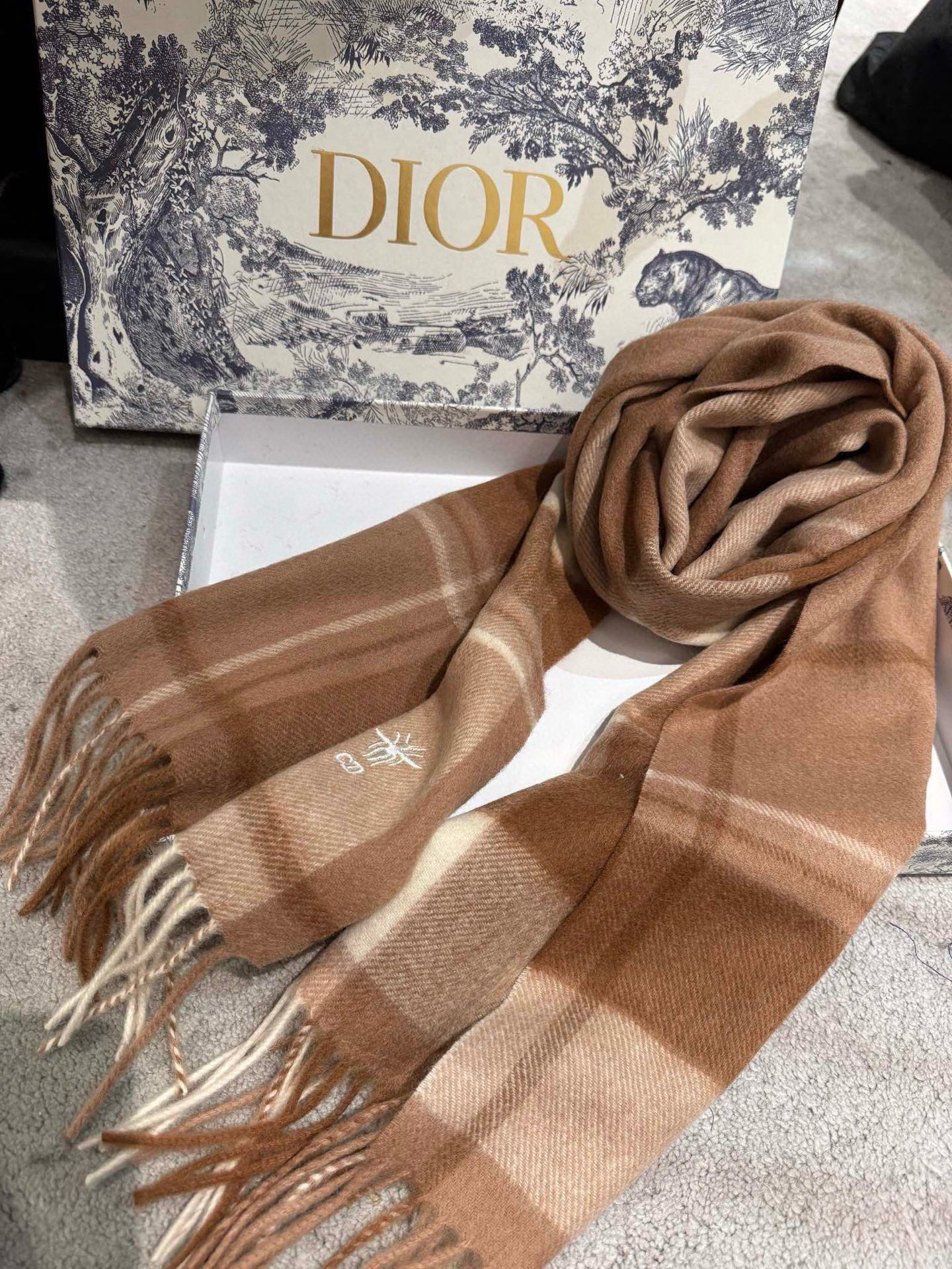 Burberry scarf