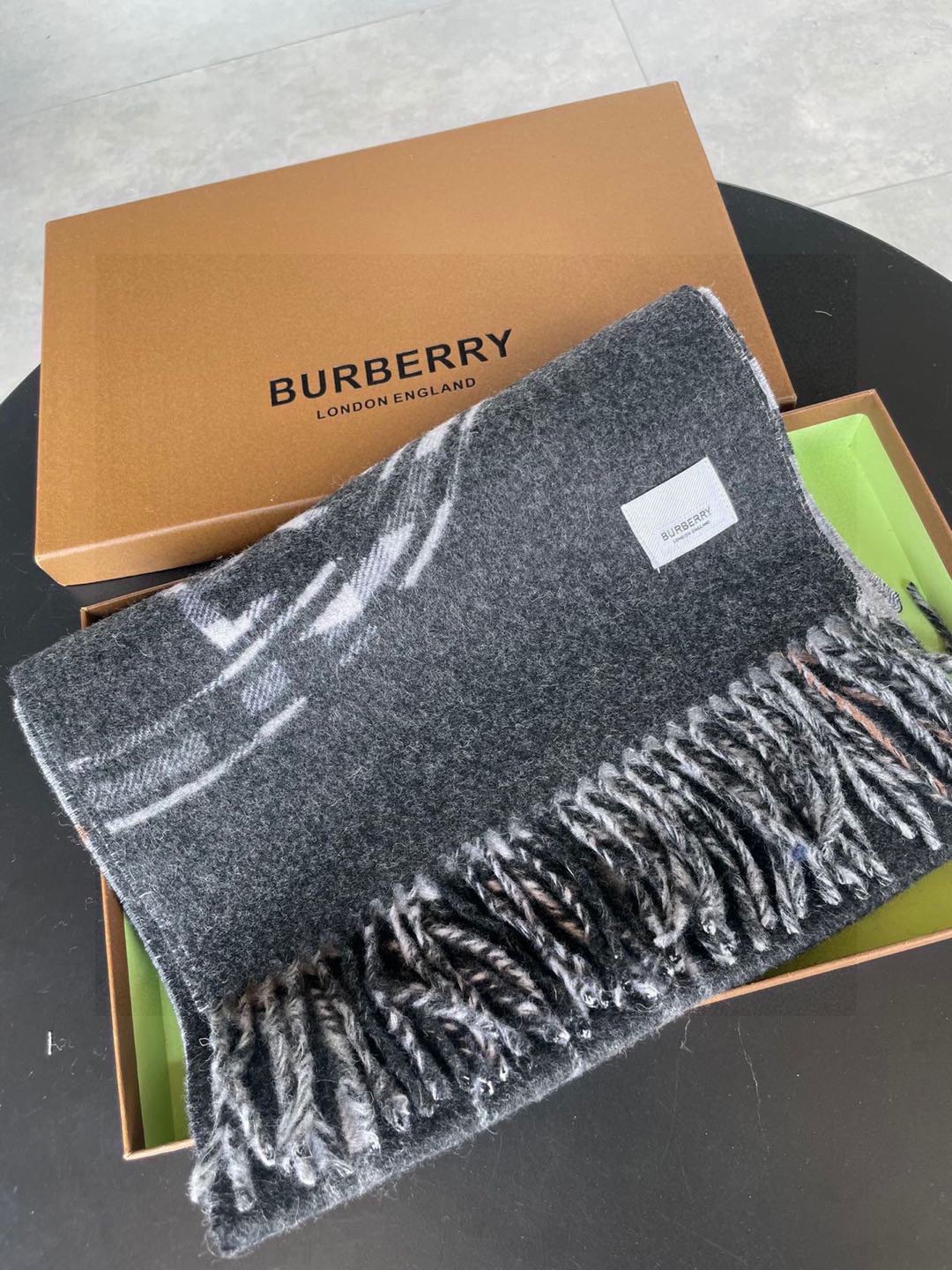 Burberry scarf