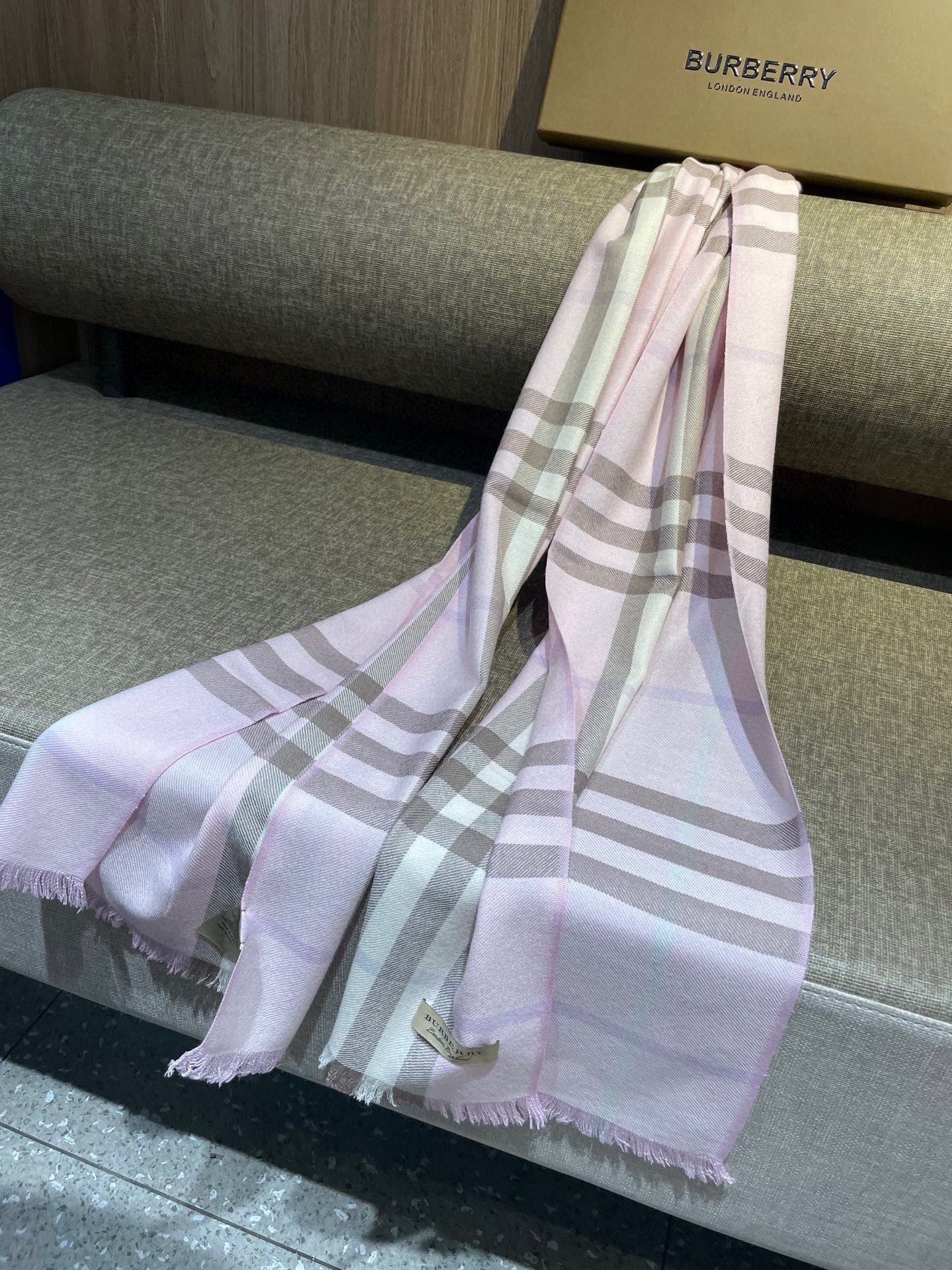 Burberry scarf