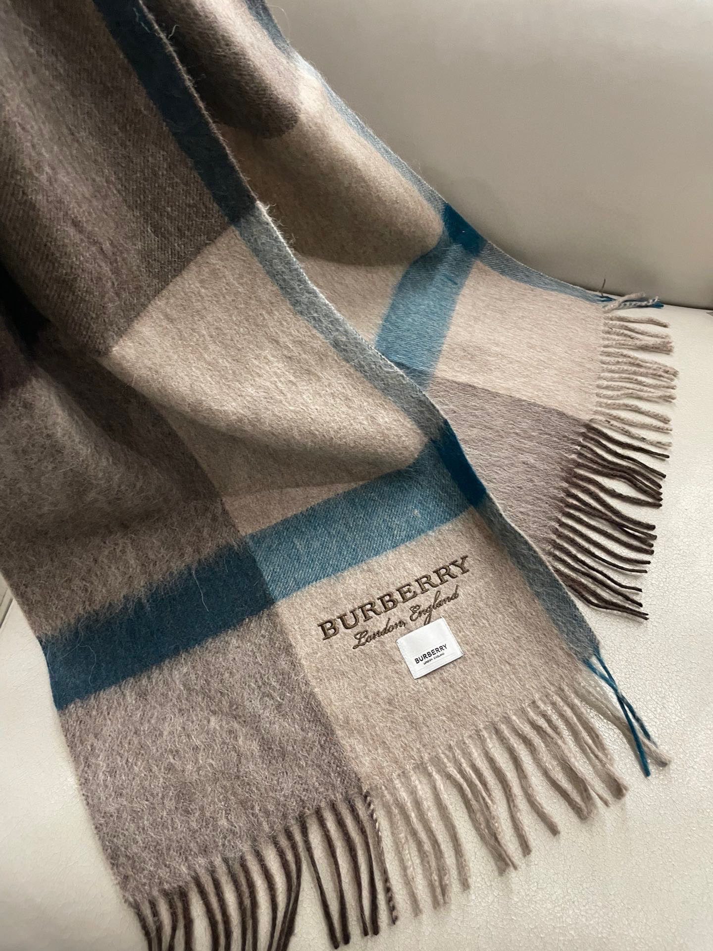 Burberry scarf