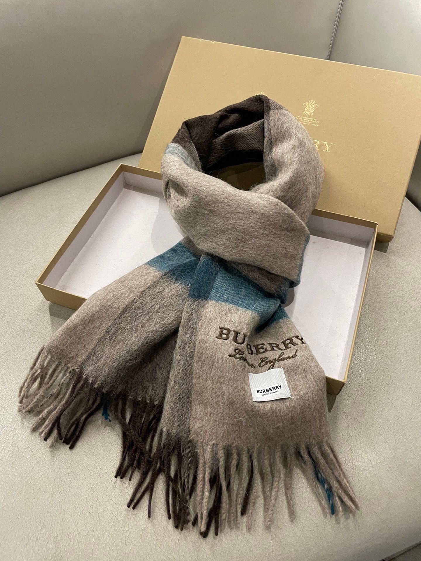 Burberry scarf