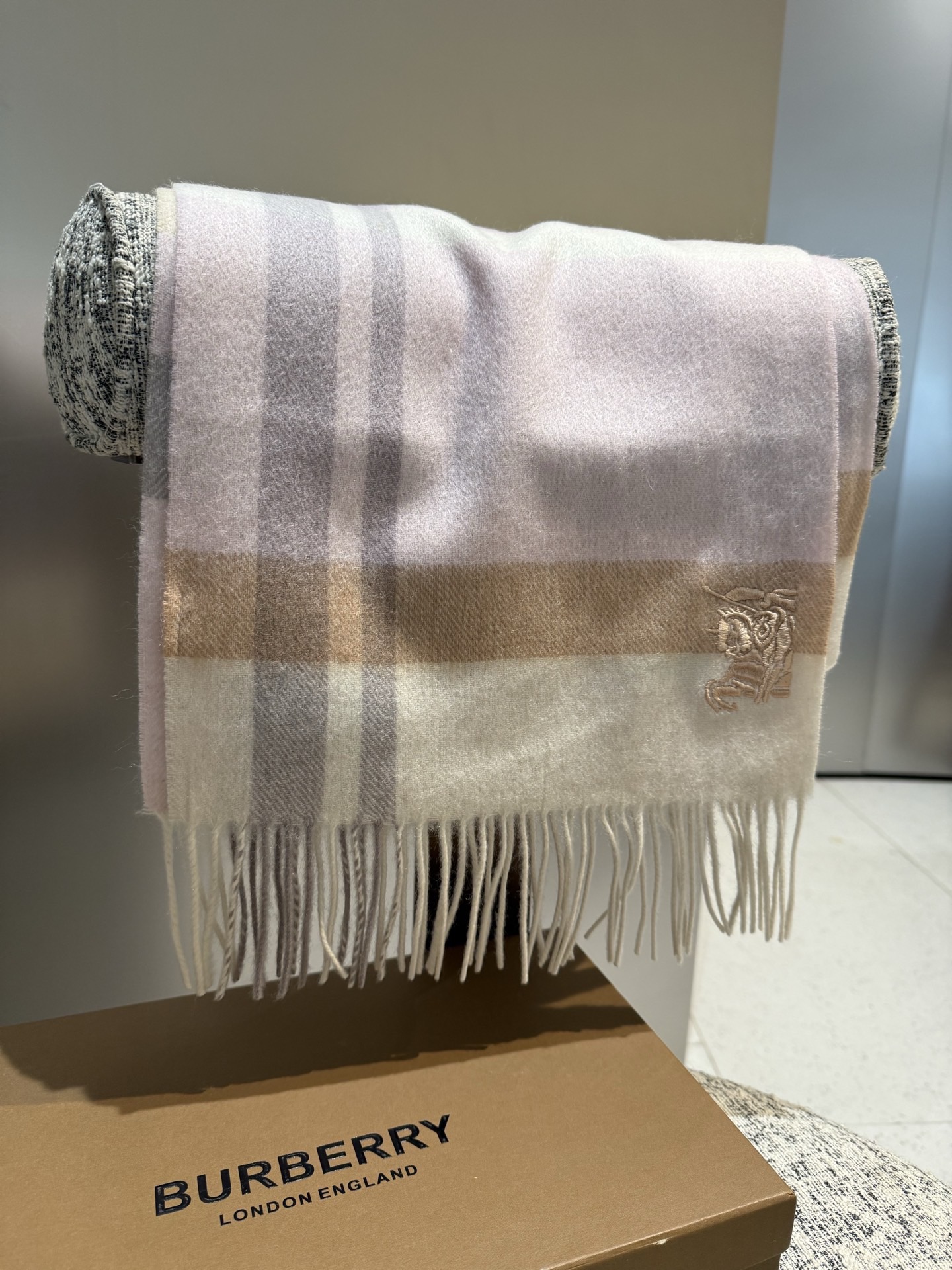 Burberry scarf
