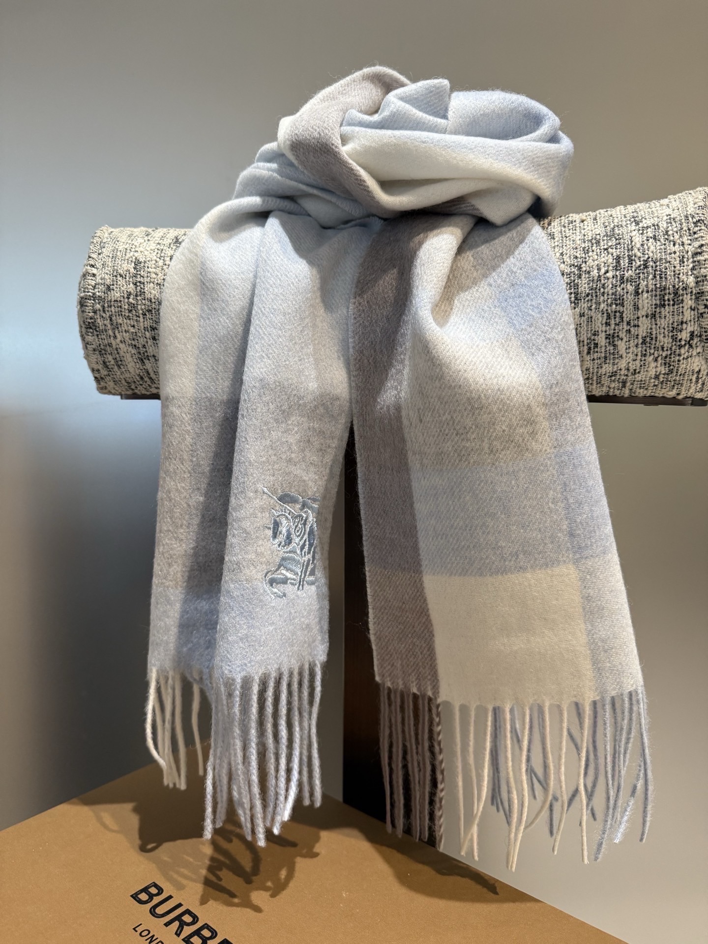 Burberry scarf