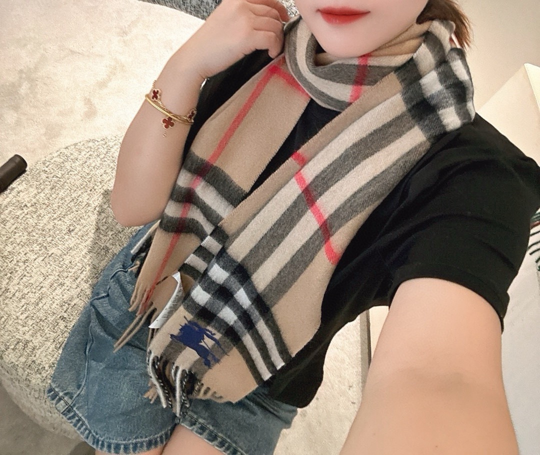 Burberry scarf