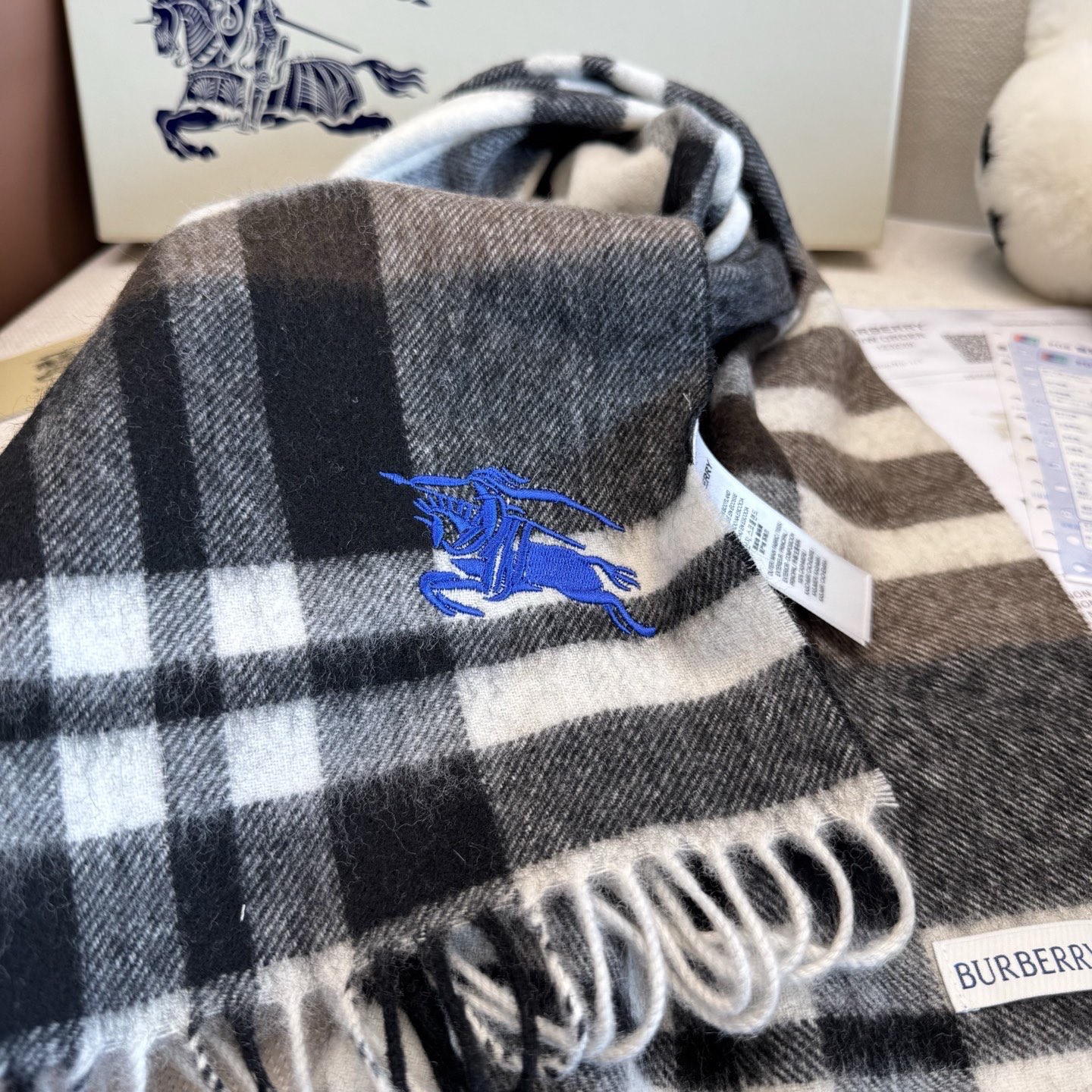 Burberry scarf