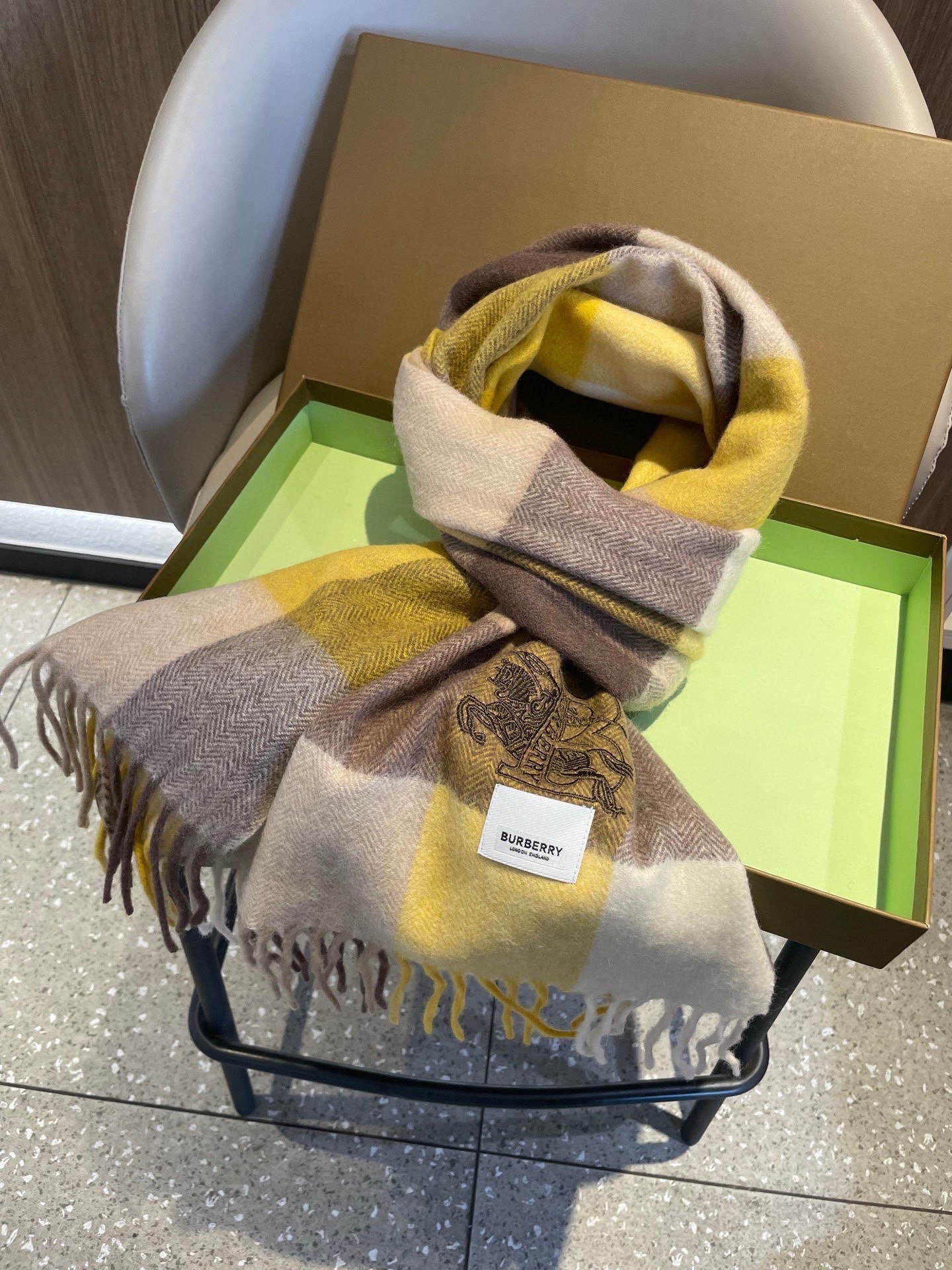 Burberry scarf