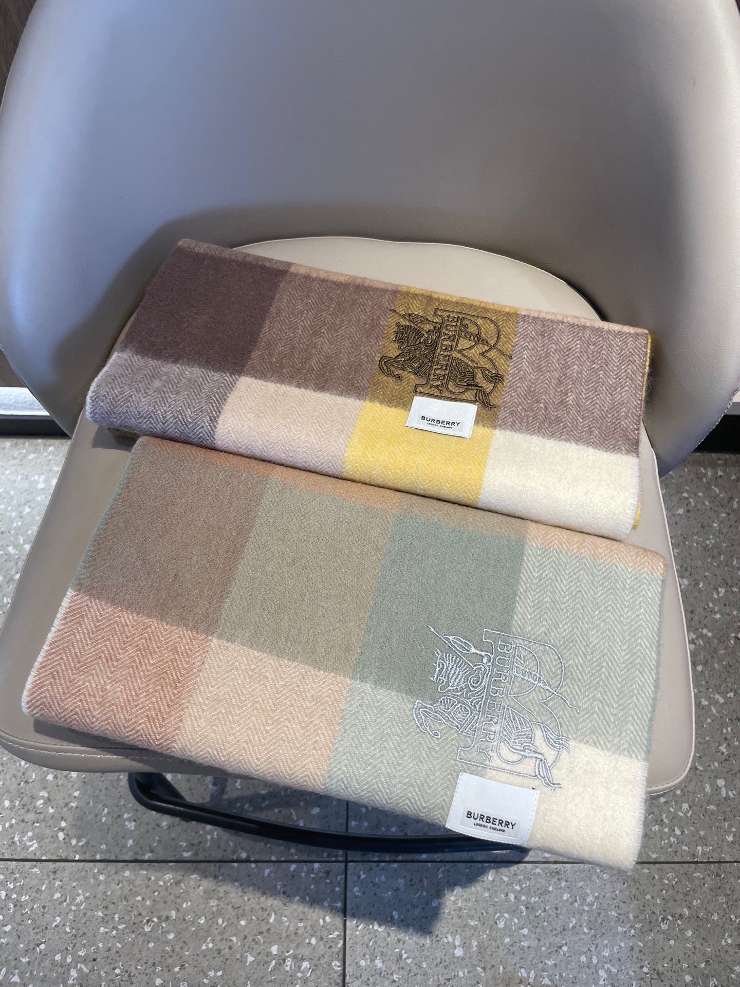 Burberry scarf