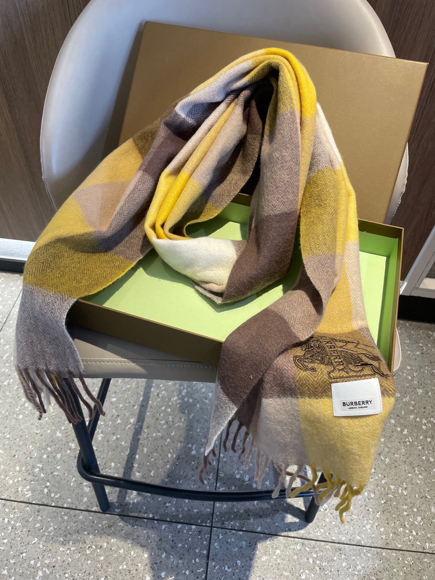 Burberry scarf