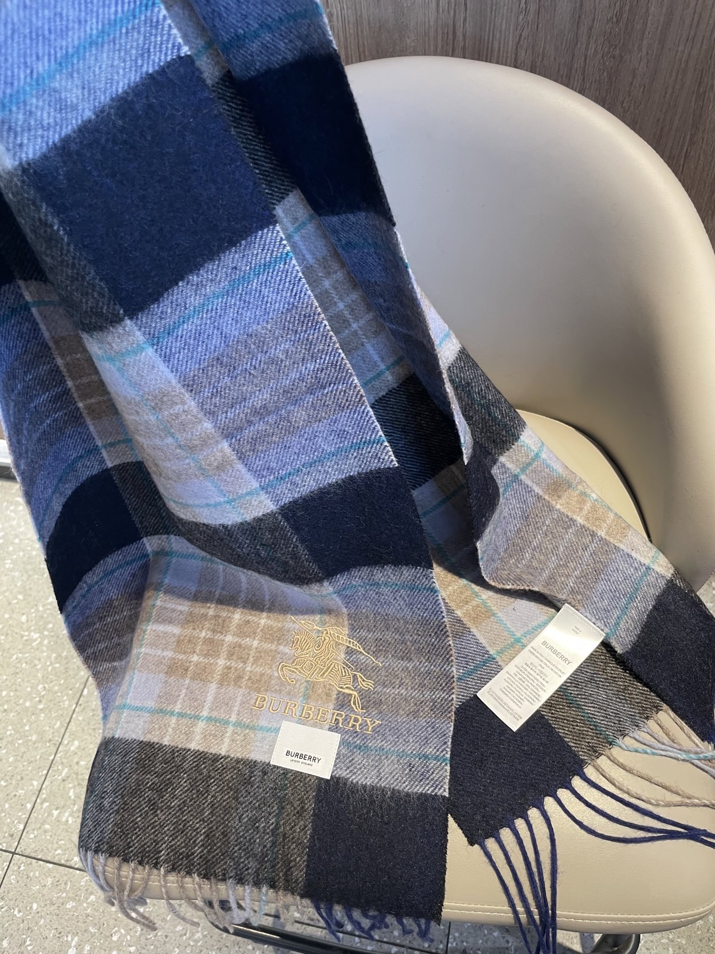 Burberry scarf