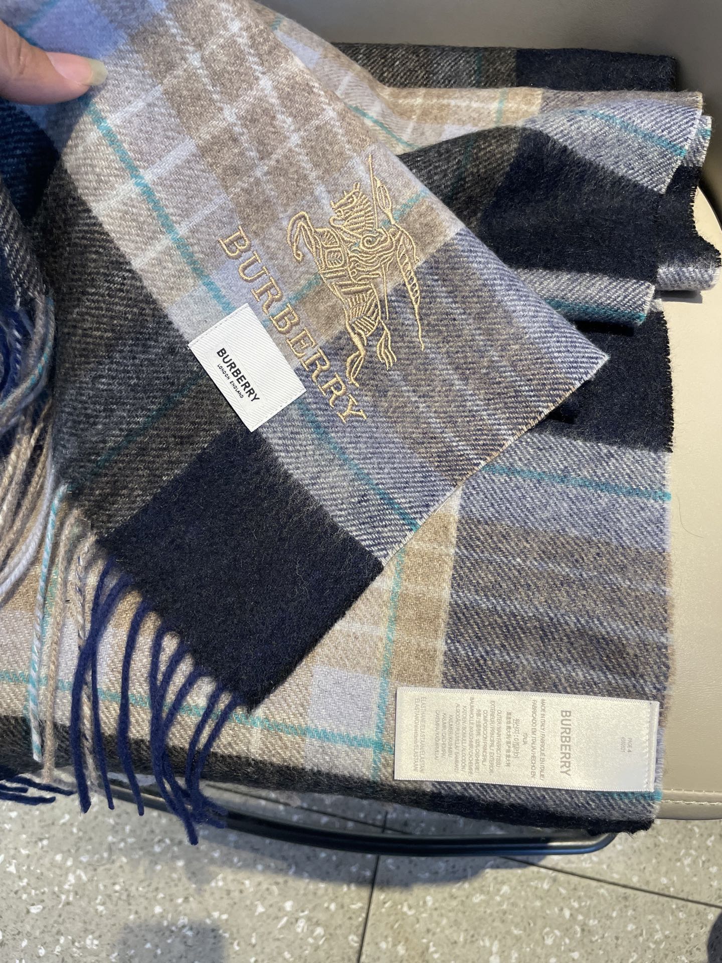 Burberry scarf