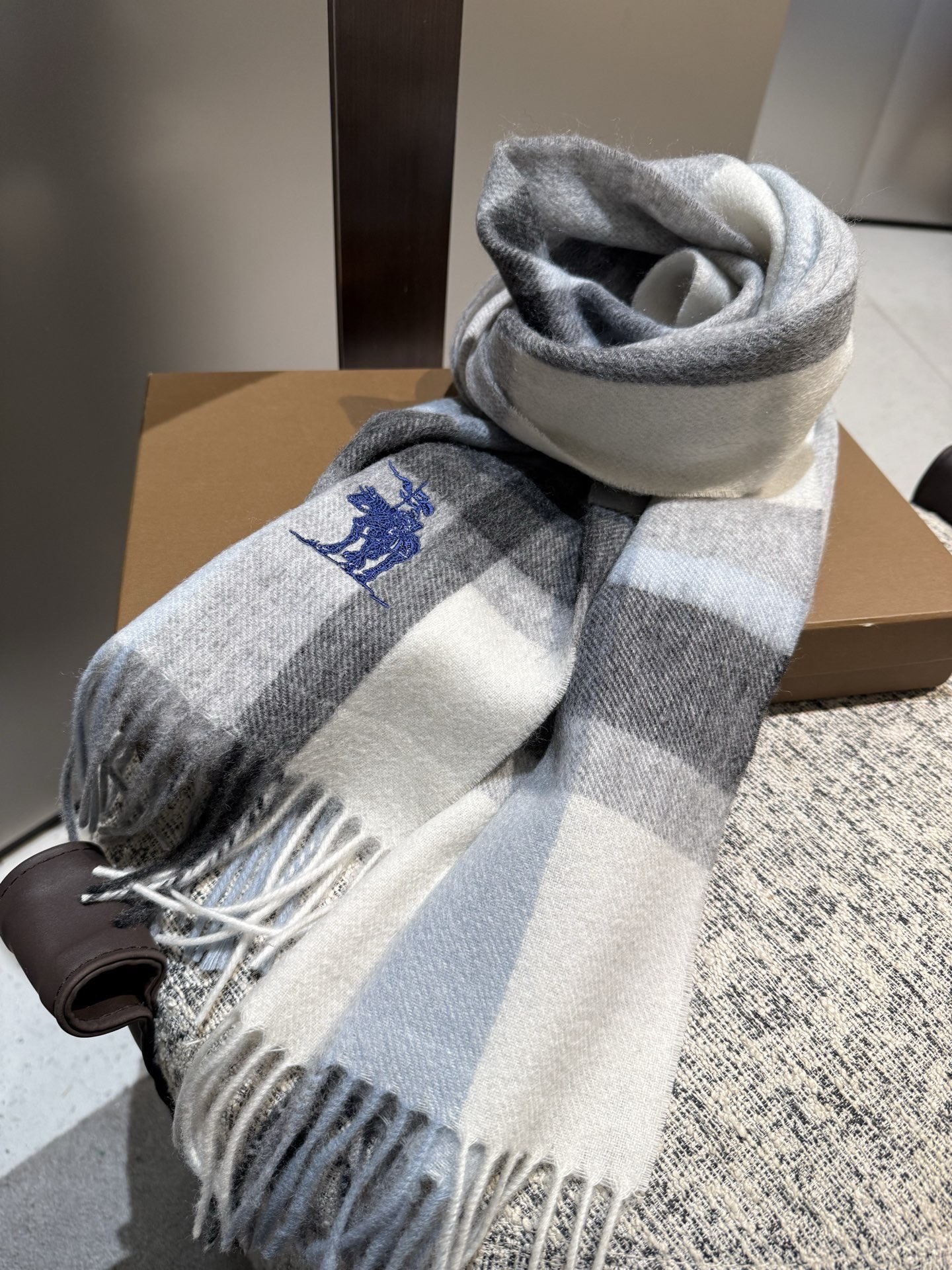 Burberry scarf