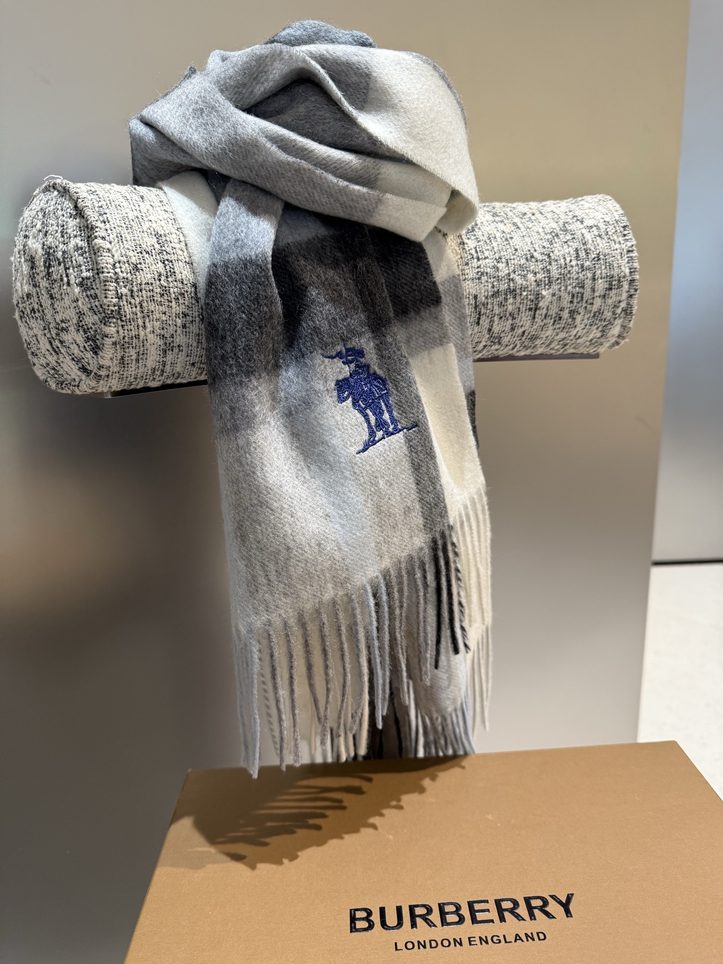Burberry scarf