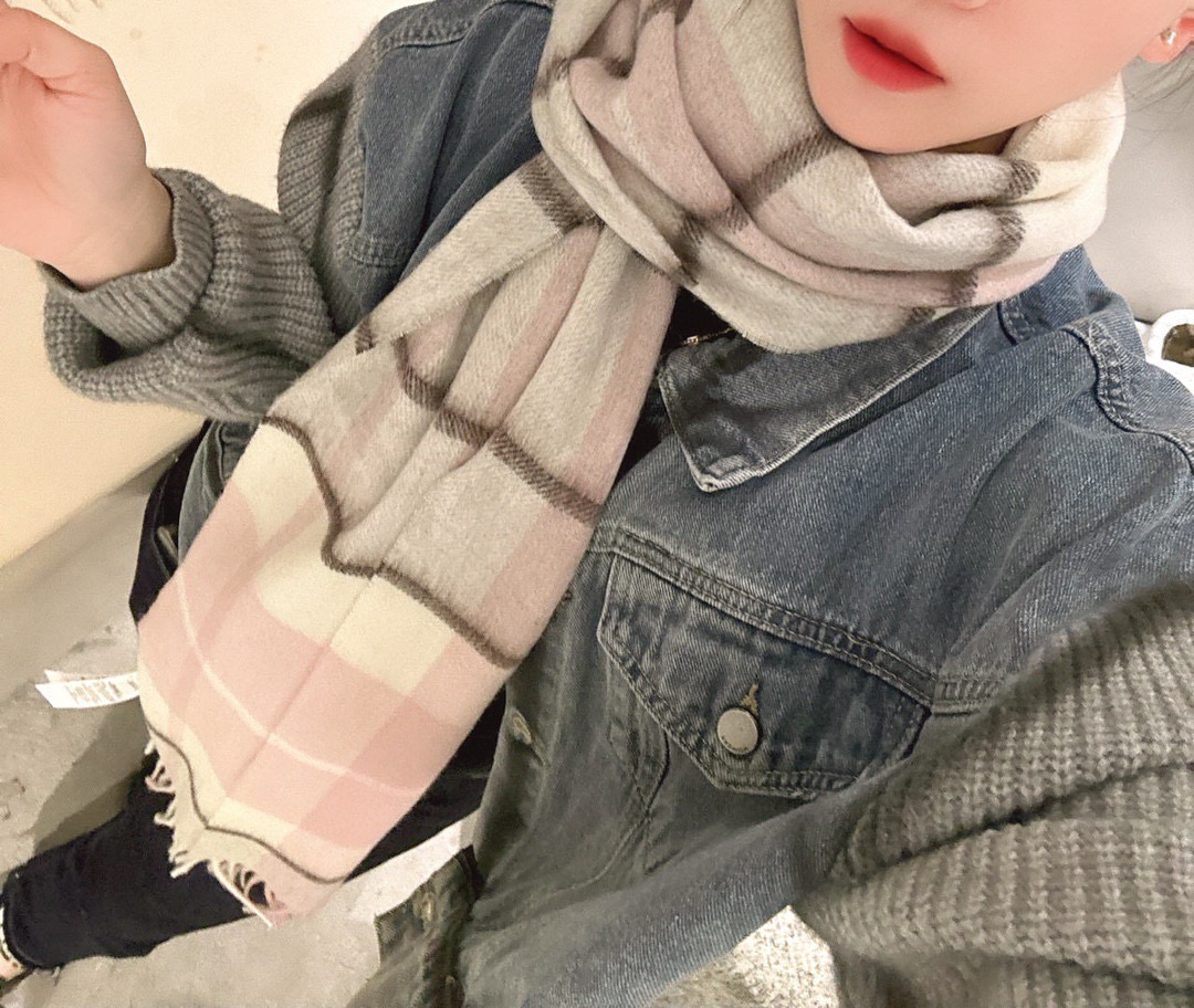 Burberry scarf