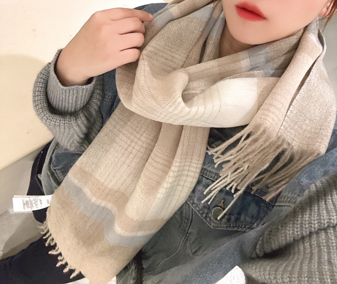 Burberry scarf