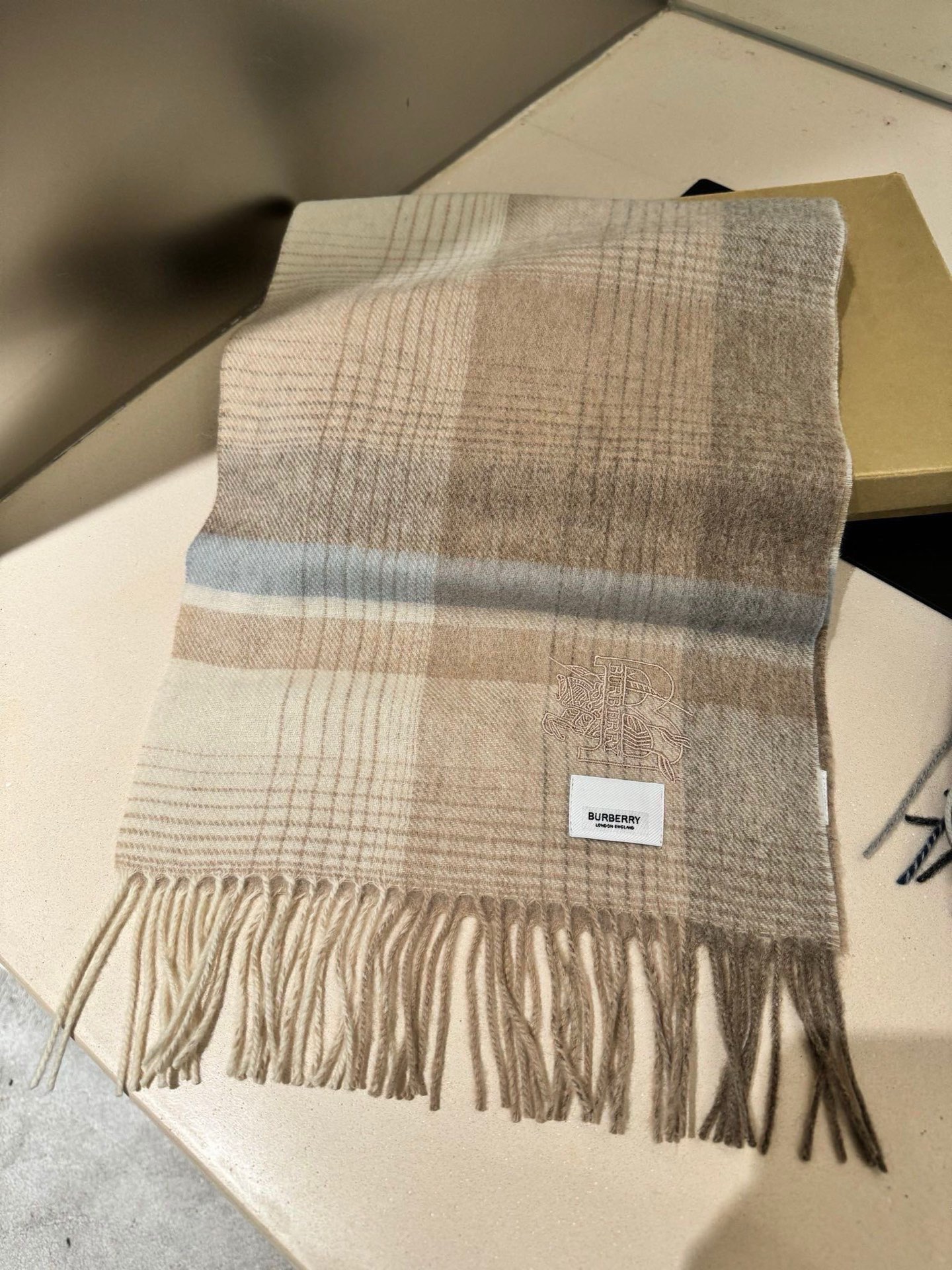 Burberry scarf