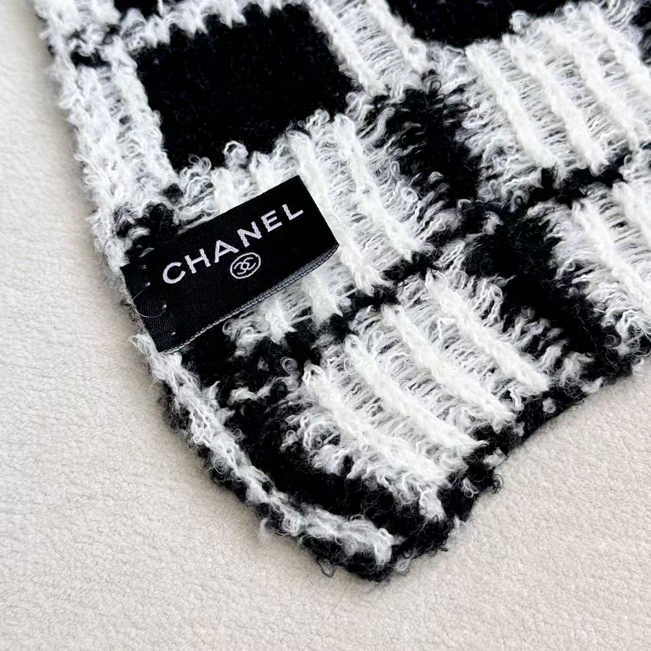 Chanel scarf