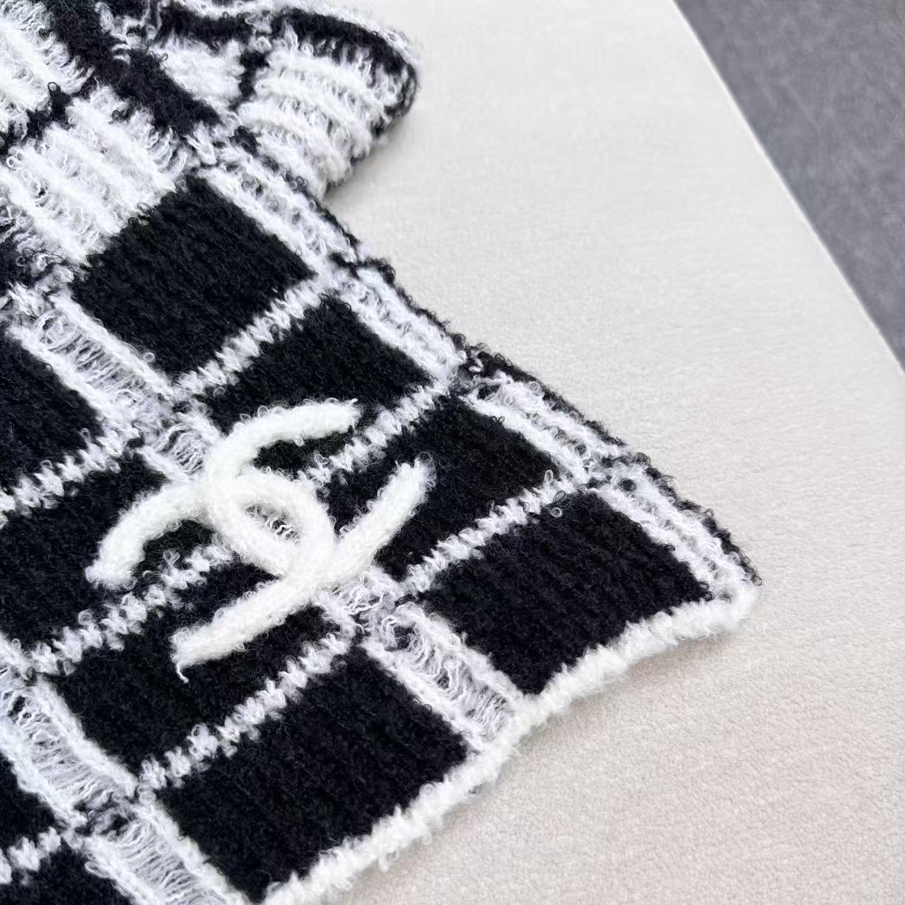 Chanel scarf
