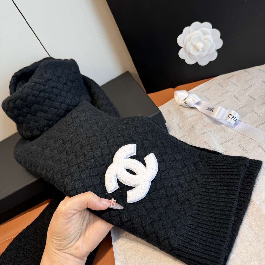 Chanel scarf