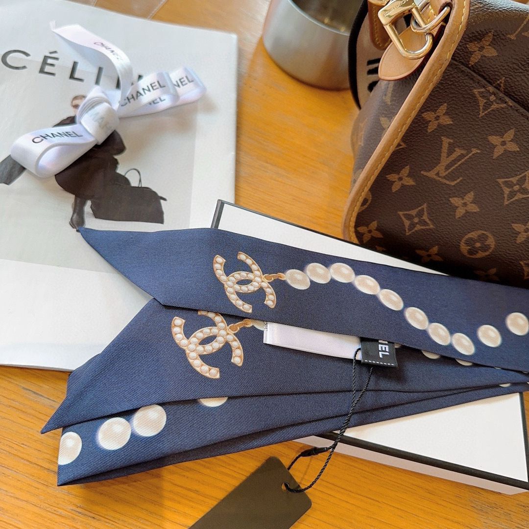 Chanel scarf