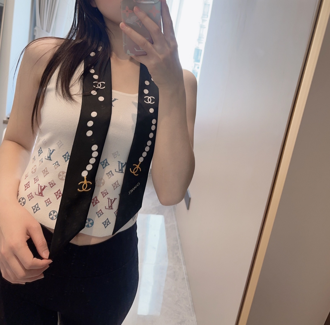 Chanel scarf