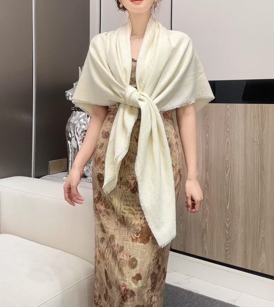 Dior scarf