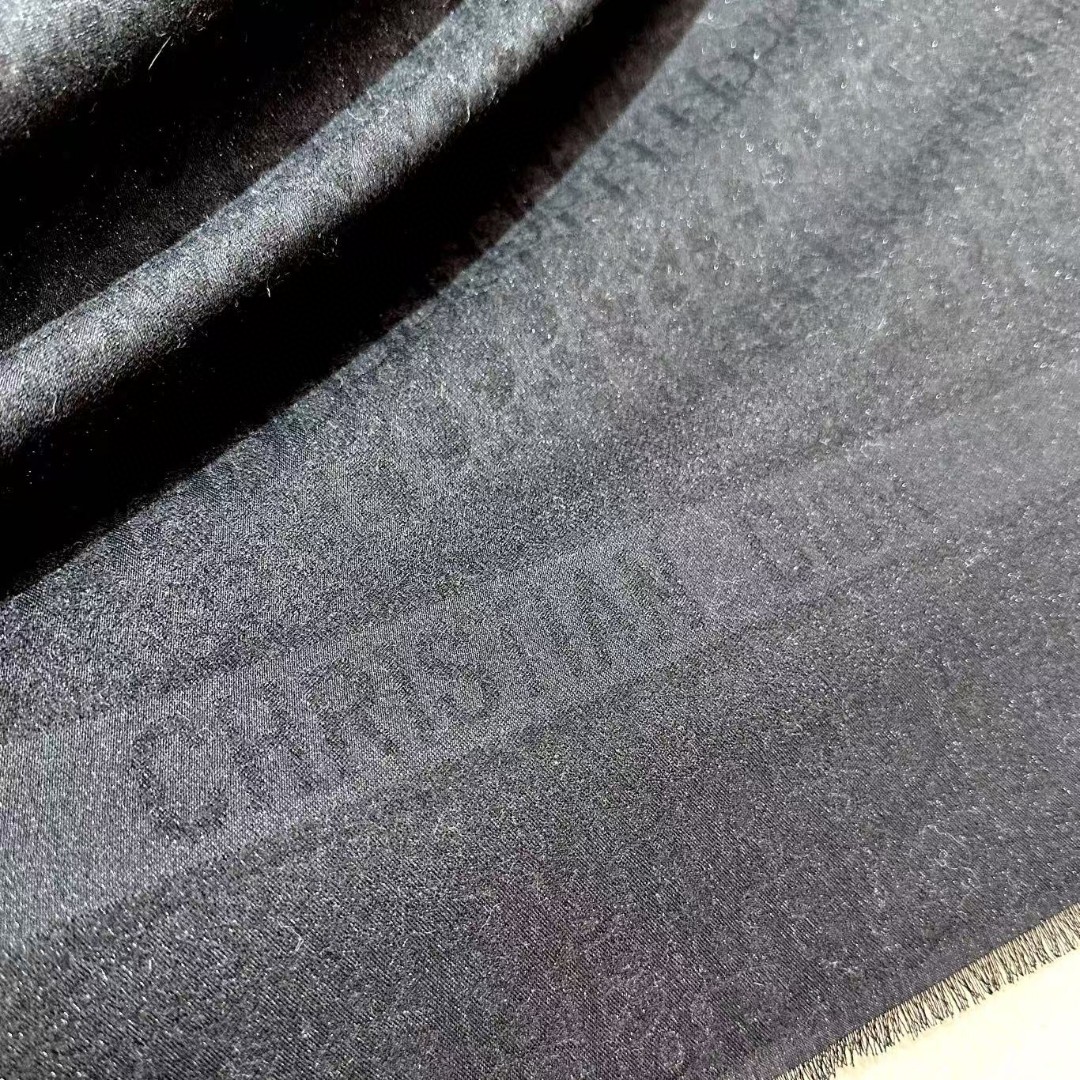Dior scarf