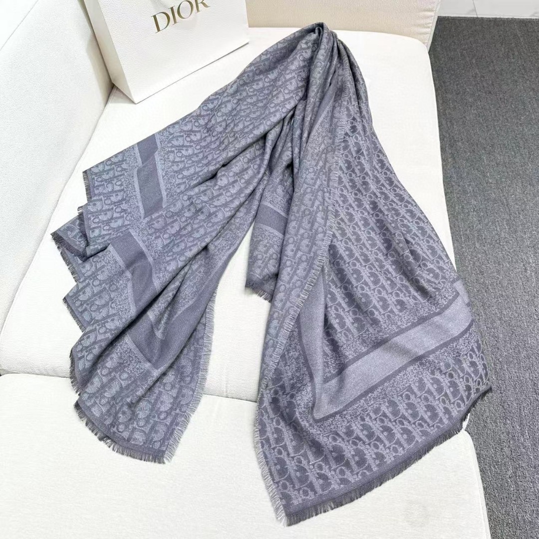 Dior scarf