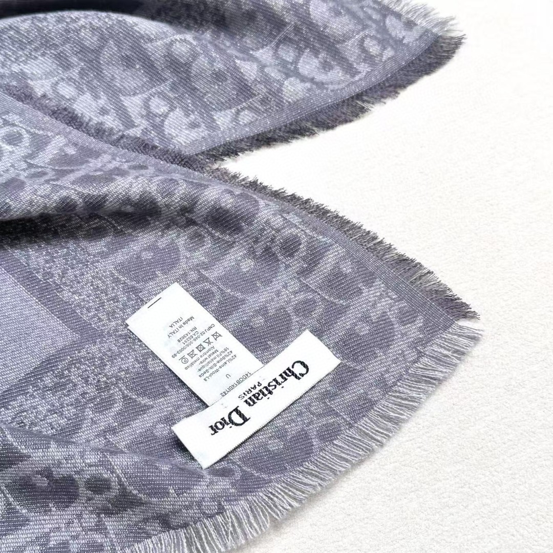 Dior scarf