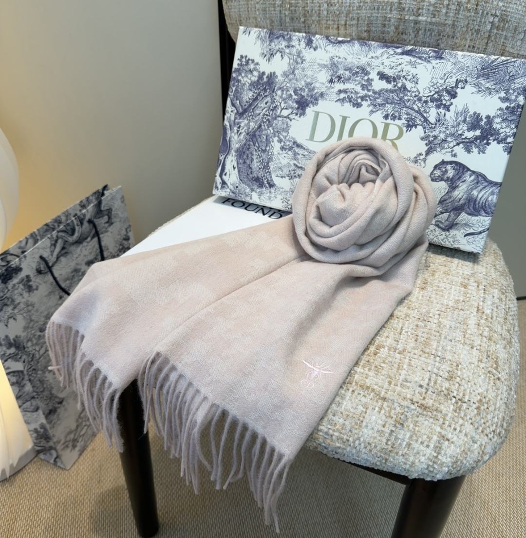 Dior scarf