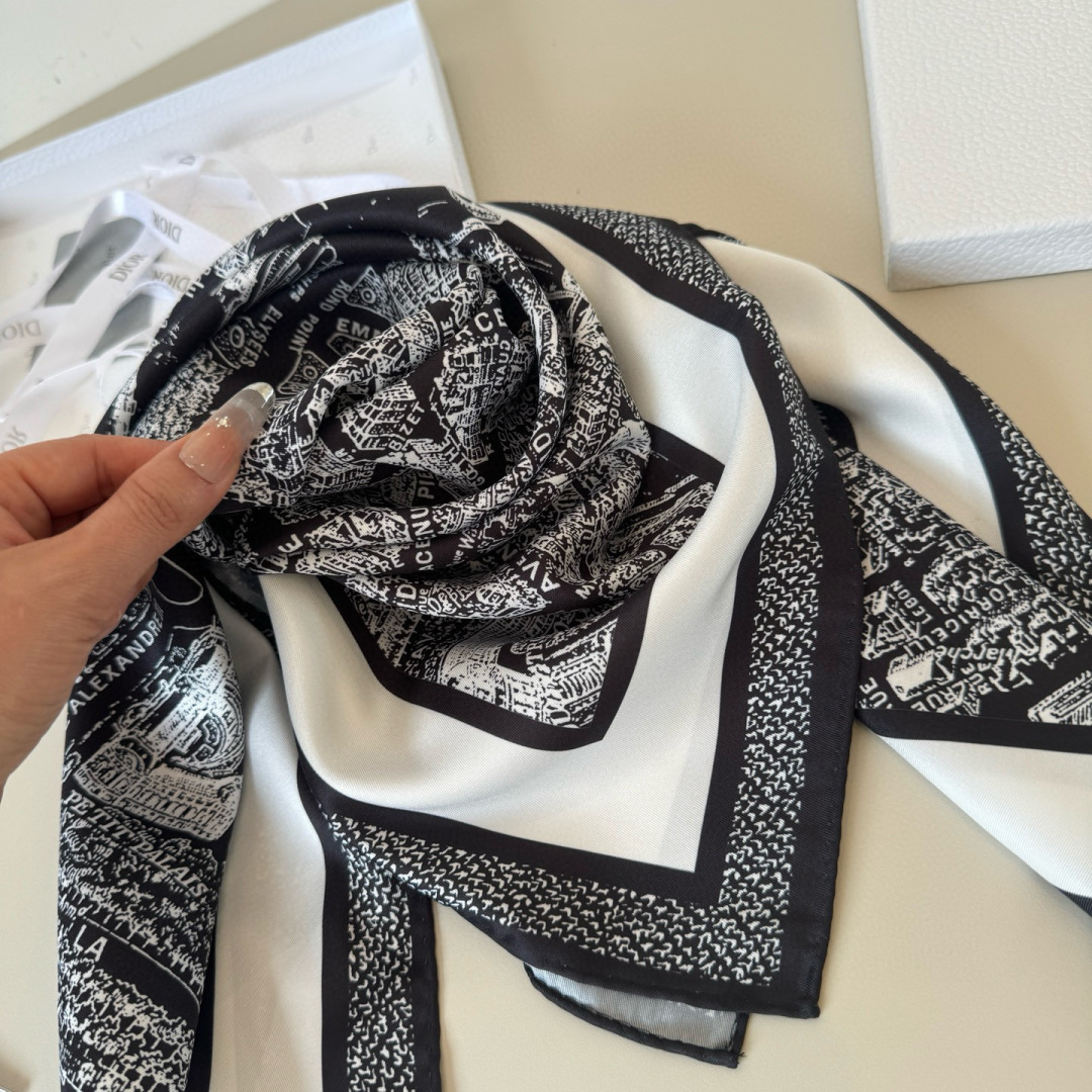 Dior scarf