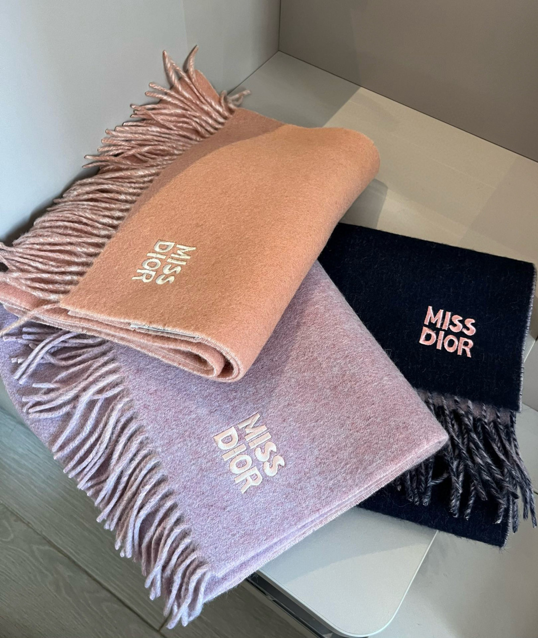 Dior scarf