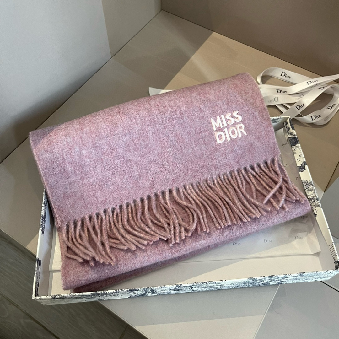 Dior scarf