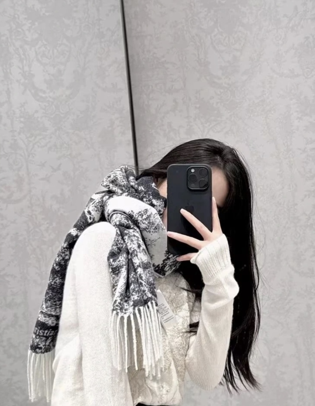 Dior scarf