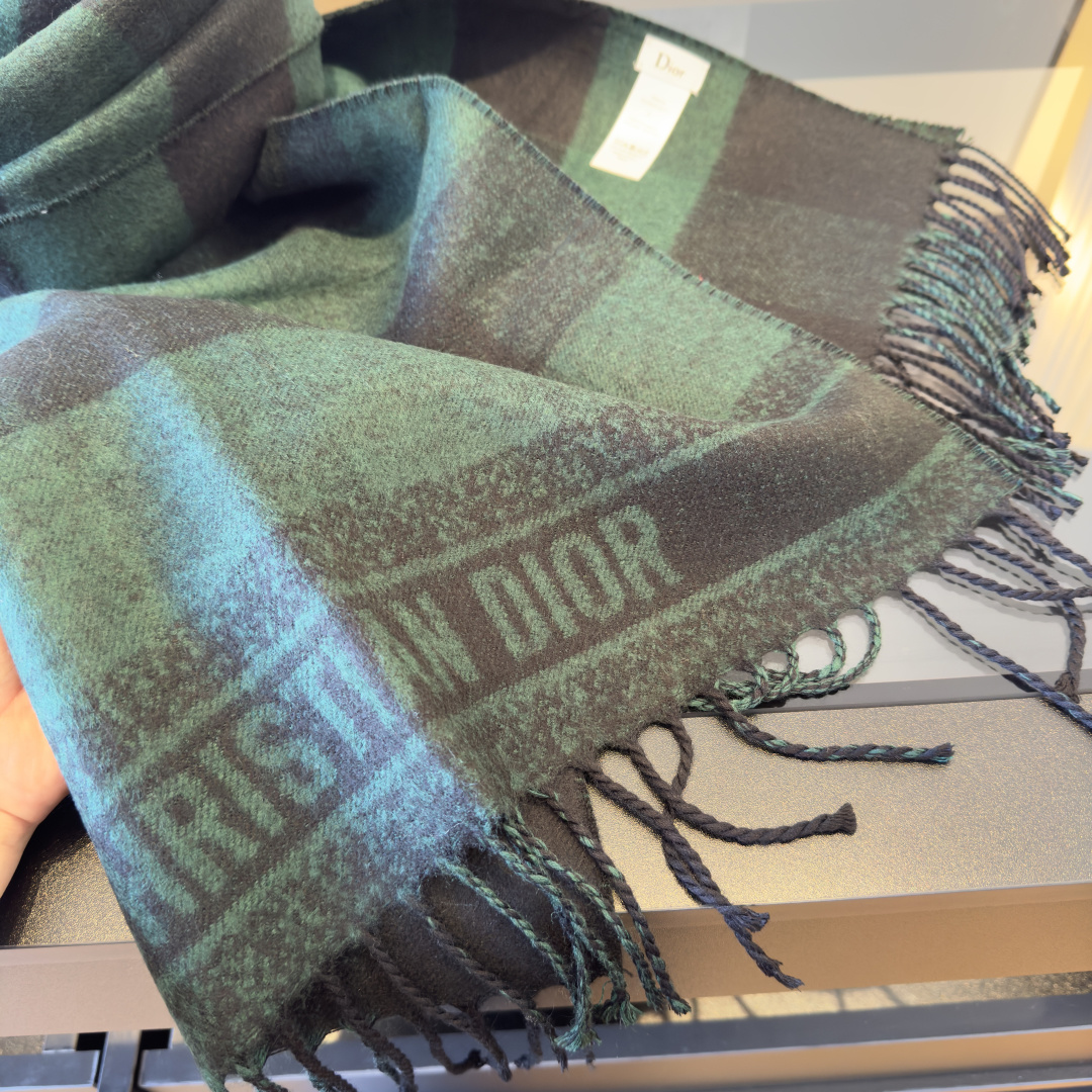 Dior scarf