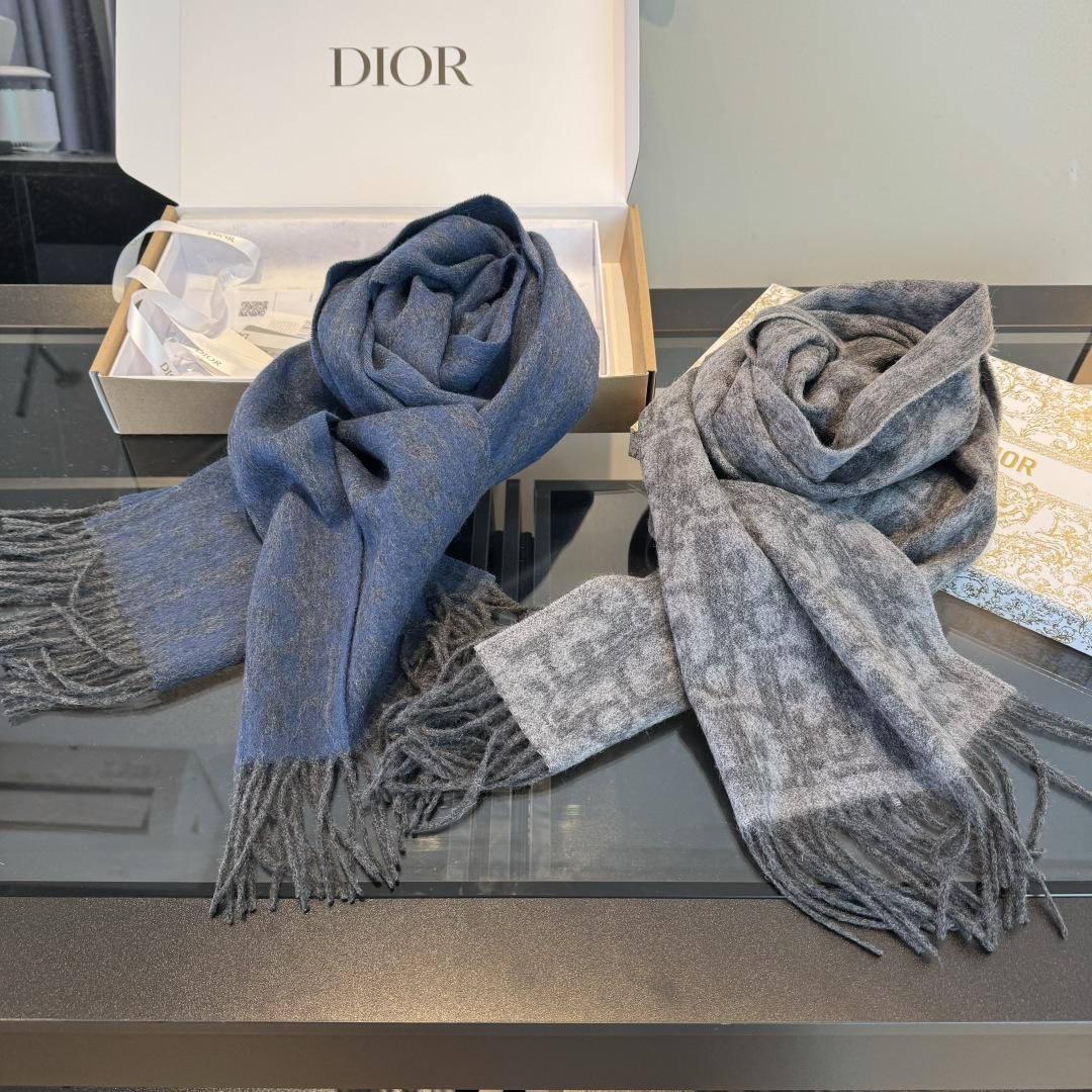 Dior scarf