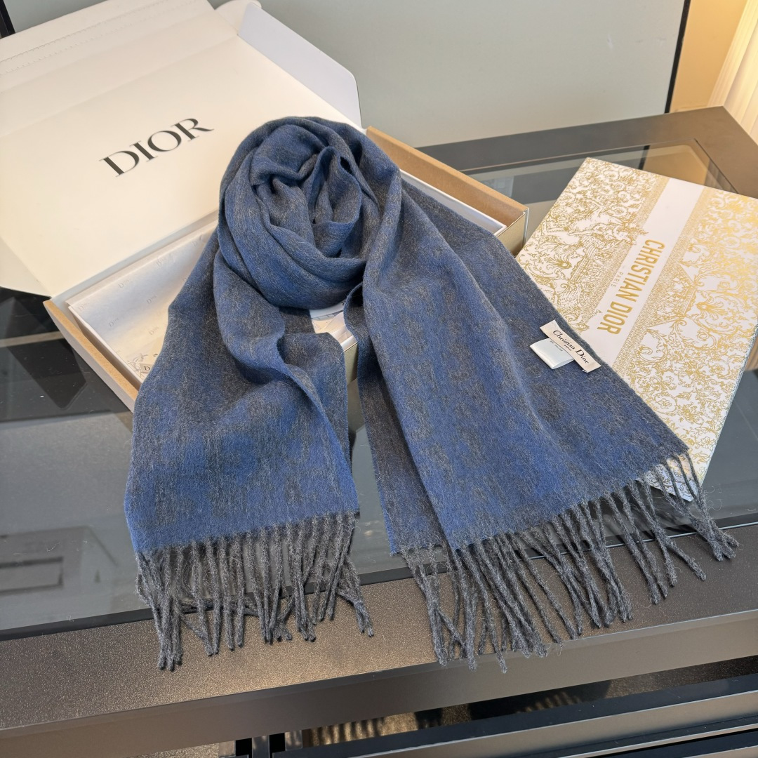 Dior scarf