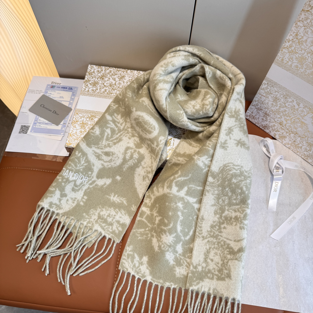 Dior scarf