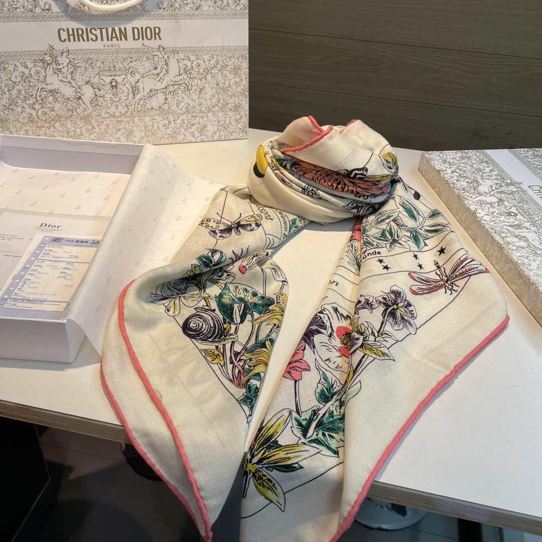 Dior scarf