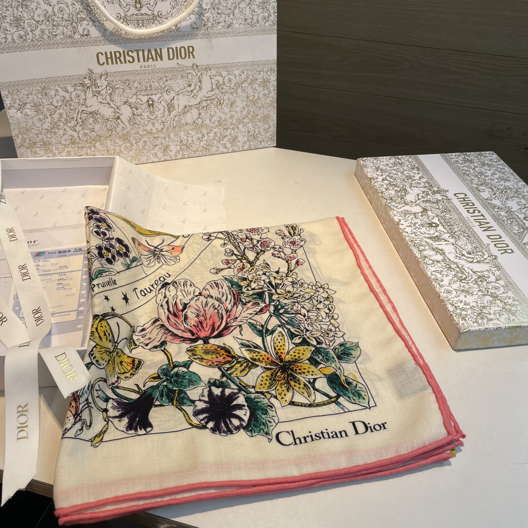 Dior scarf