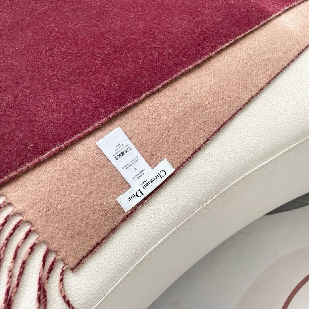 Dior scarf