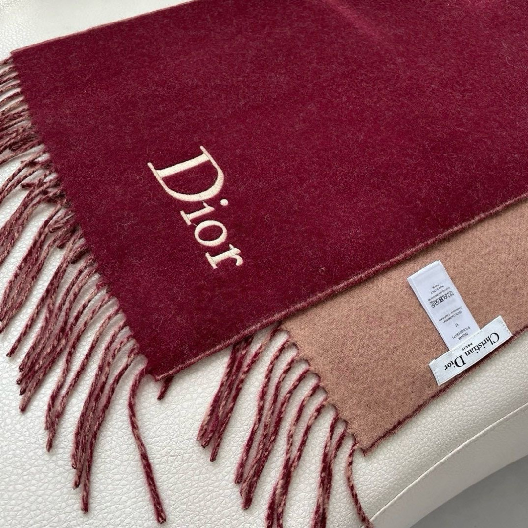 Dior scarf
